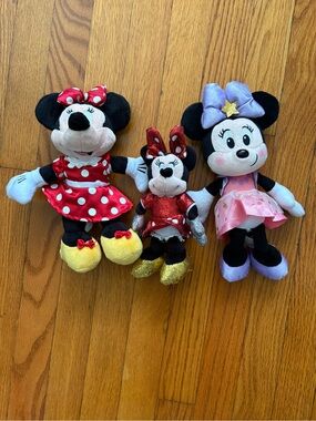 Disney Minnie Mouse Plush Trio